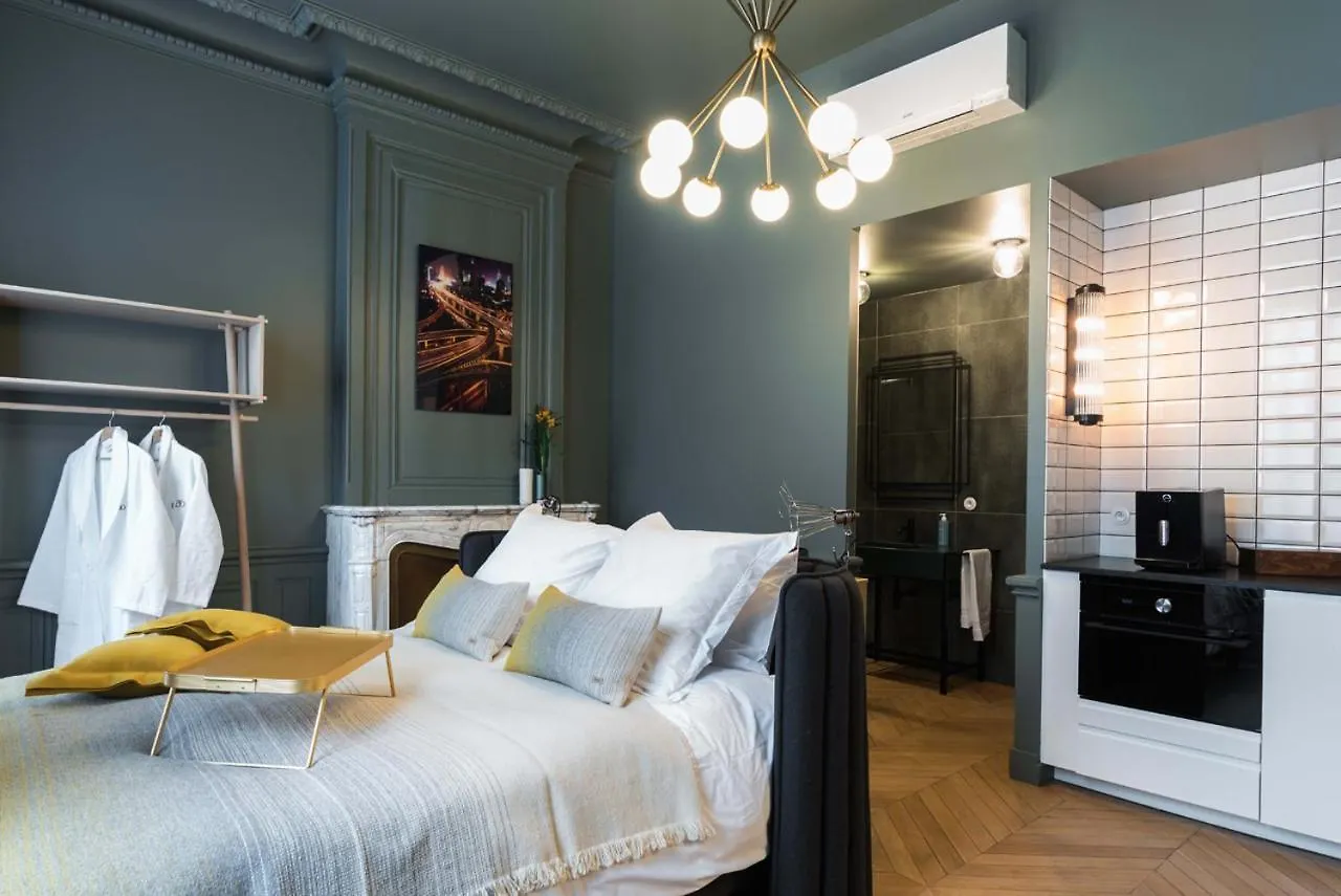 Villa 216 Lyon Bed & Breakfast