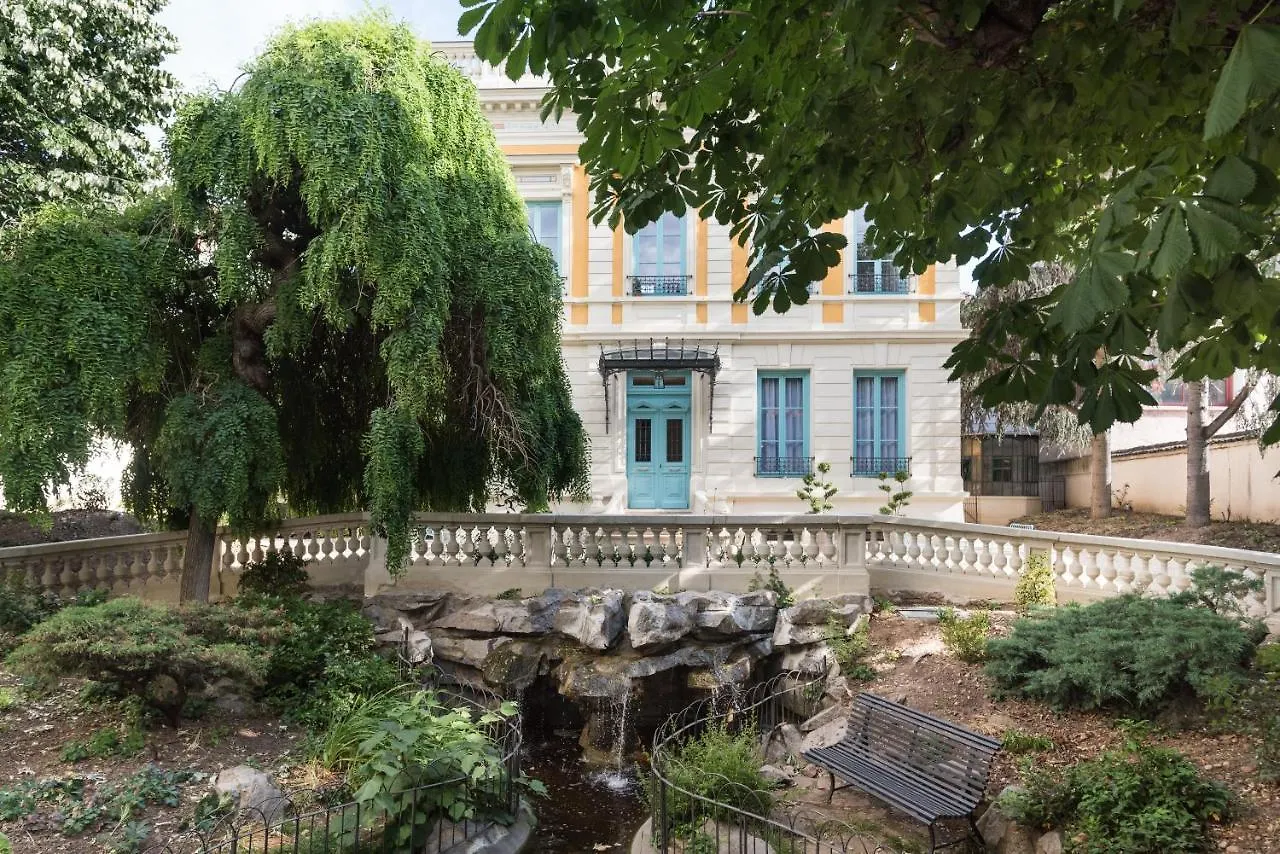 Villa 216 Lione Bed & Breakfast